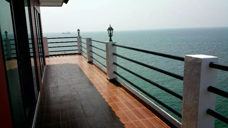ホテル Ocean View Resort   Koh Sichang