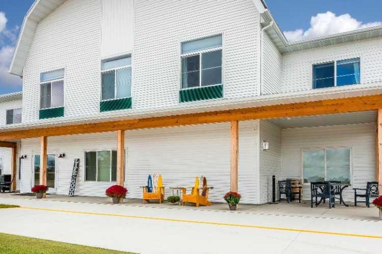 בית מלון כפרי Lakes Inn At Dunvilla