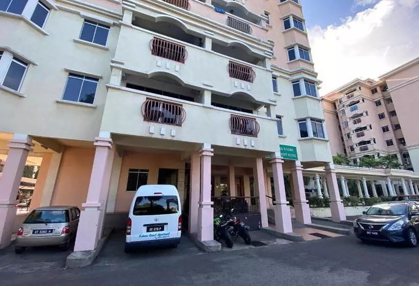 ホテル Oyo 90061 Kuhara Court Apartment Suite