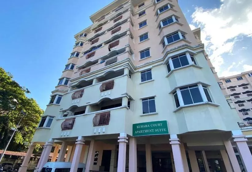 ホテル Oyo 90061 Kuhara Court Apartment Suite