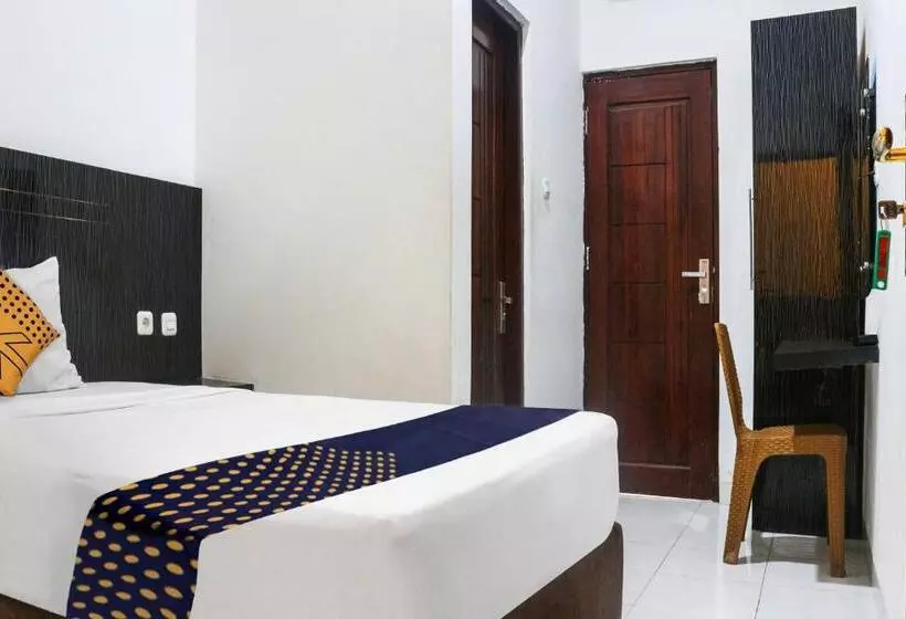 ホテル Spot On 3605 Clarichie Guest House