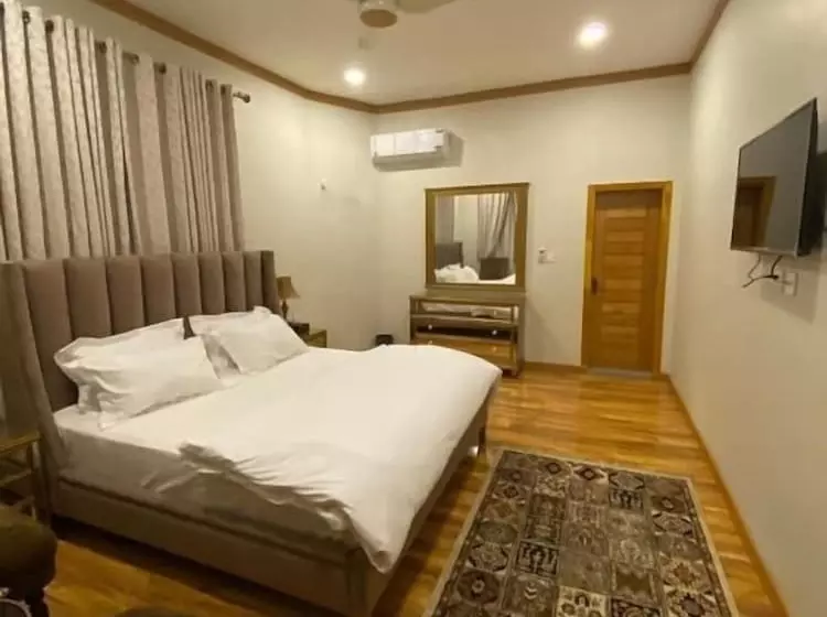 پانسیون Isle Of Highland Tours Guest House