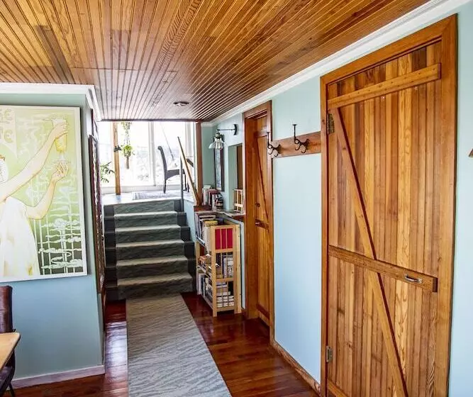 Aamiaismajoitus (B&B) The Newport Belle