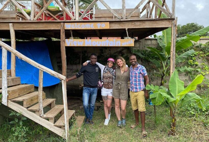 تختخواب و صبحانه View Mountain House Backpackers