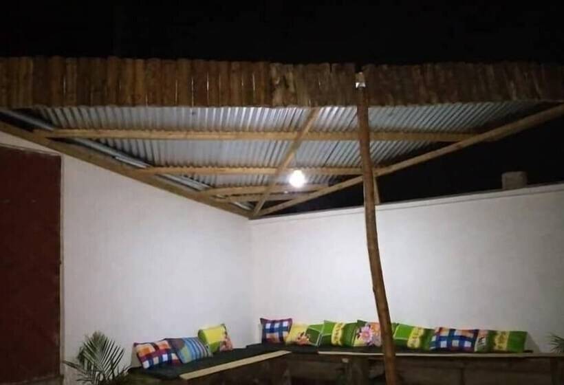 تختخواب و صبحانه View Mountain House Backpackers