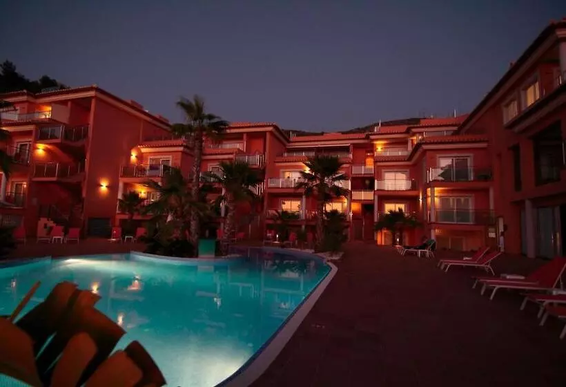 Apartamentos Flamingo Hills