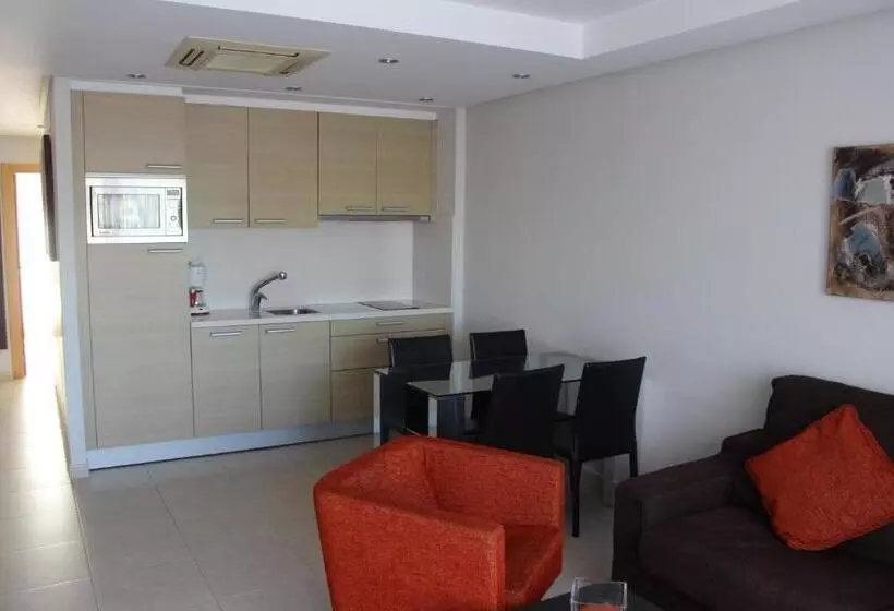 Apartamentos Flamingo Hills