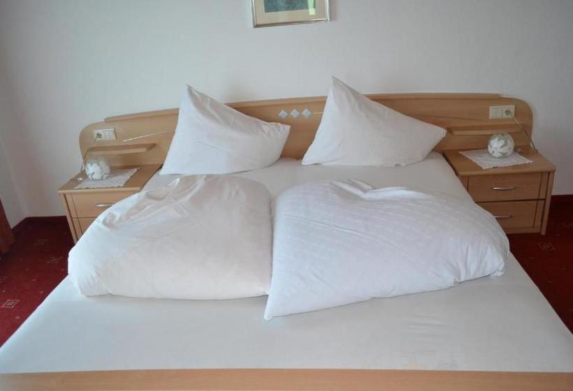 酒店 Gasthof Zum Grünen Baum