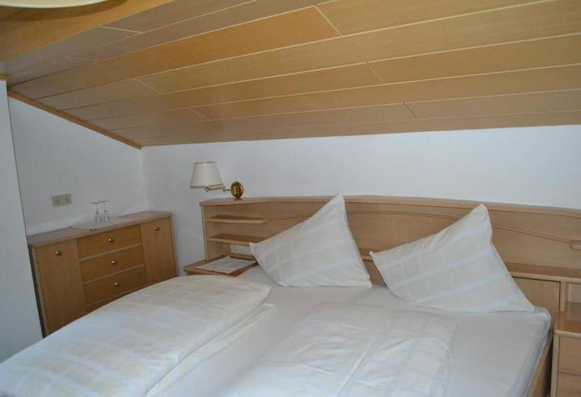 酒店 Gasthof Zum Grünen Baum