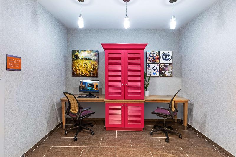 酒店 Home2 Suites By Hilton Laredo Airport