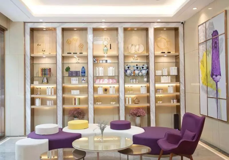 Lavande Hotel Shenzhen Xili Subway Station