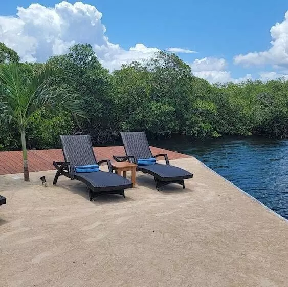 ホテル Nayara Bocas Del Toro