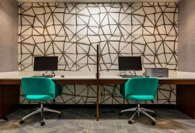 Hotelli Park Inn By Radisson Florence, Sc