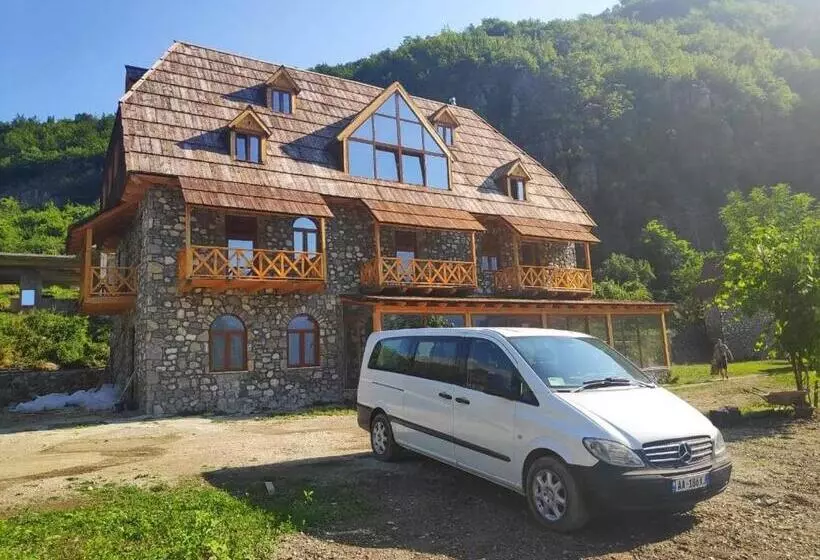 Hotelli Restaurant Alpet Theth