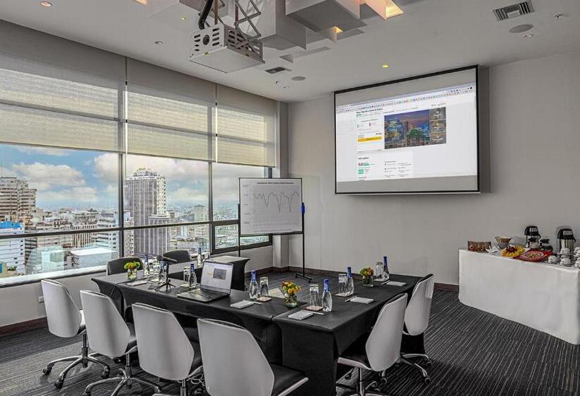 River Garden Hotel & Suites