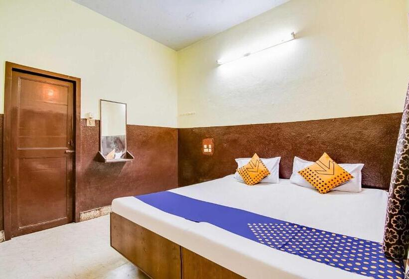 호텔 Spot On 69409 Sri New Sai Chandra