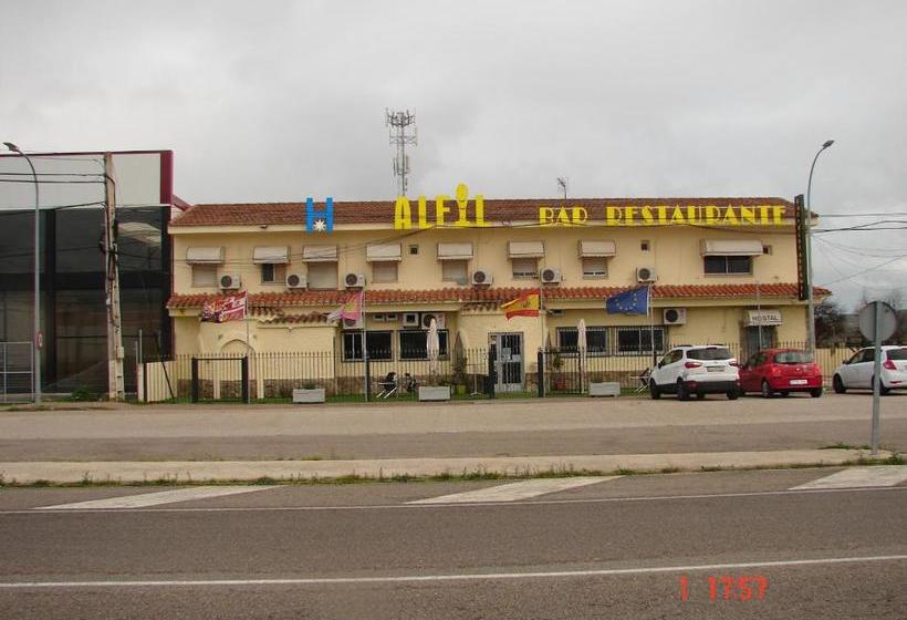 پانسیون Hostal Alfil