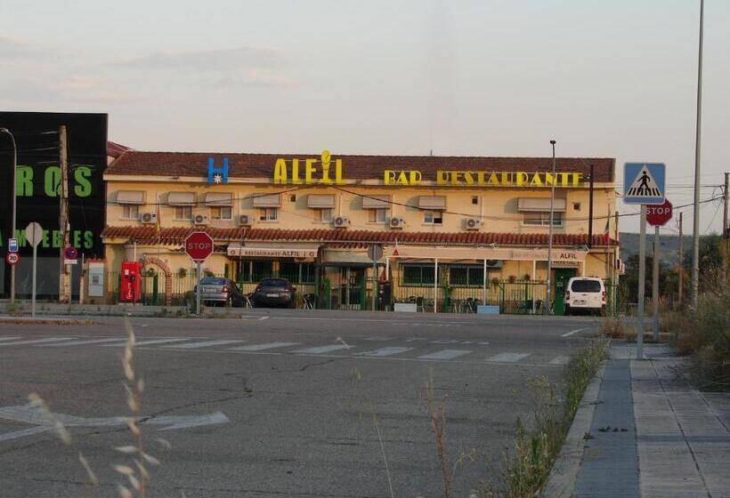 پانسیون Hostal Alfil