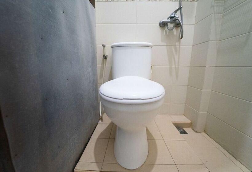 Pensione Koolkost Syariah Near Alun Alun Kota Bandung