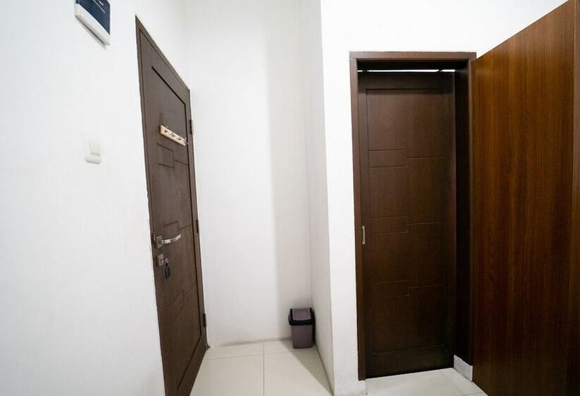 Pensione Koolkost Syariah Near Alun Alun Kota Bandung