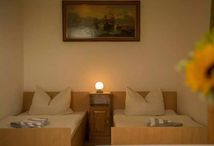 Retkeilymaja Landgasthof Marlishausen