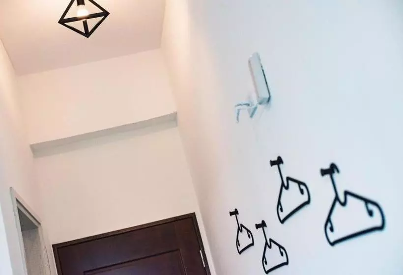 تختخواب و صبحانه Go On Vacation Hostel Green Island