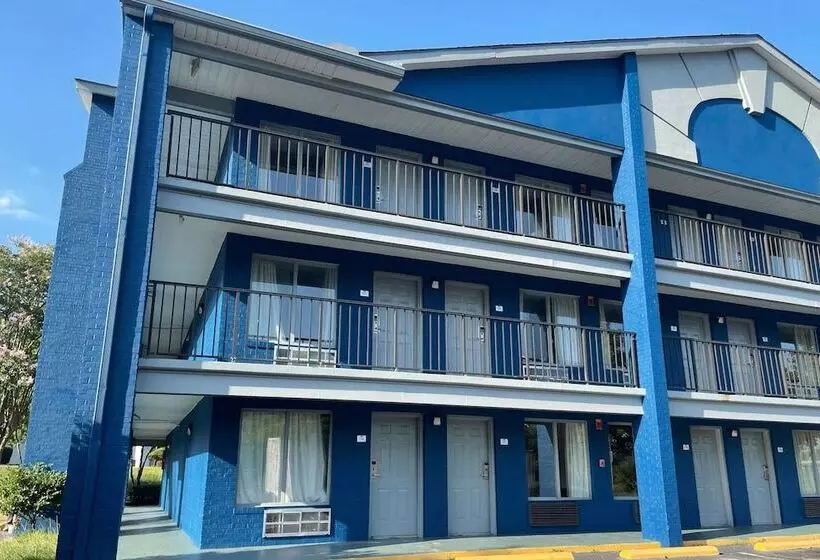 Hotelli Travelodge By Wyndham Mobile Al