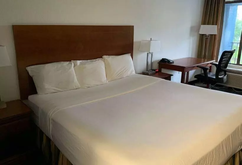 Hotelli Travelodge By Wyndham Mobile Al