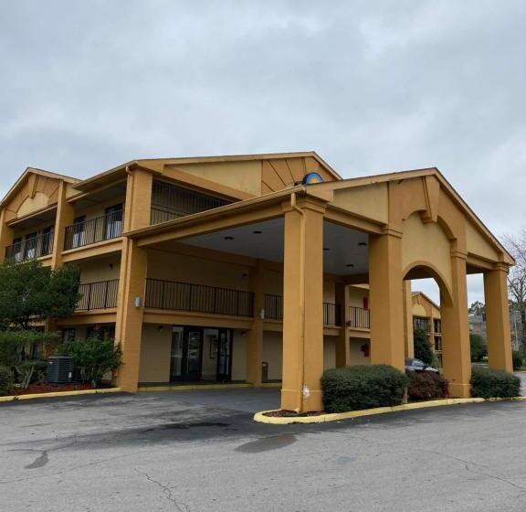 酒店 Travelodge By Wyndham Mobile Al