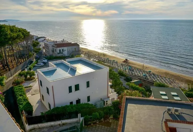 Hotel Villa Nettuno