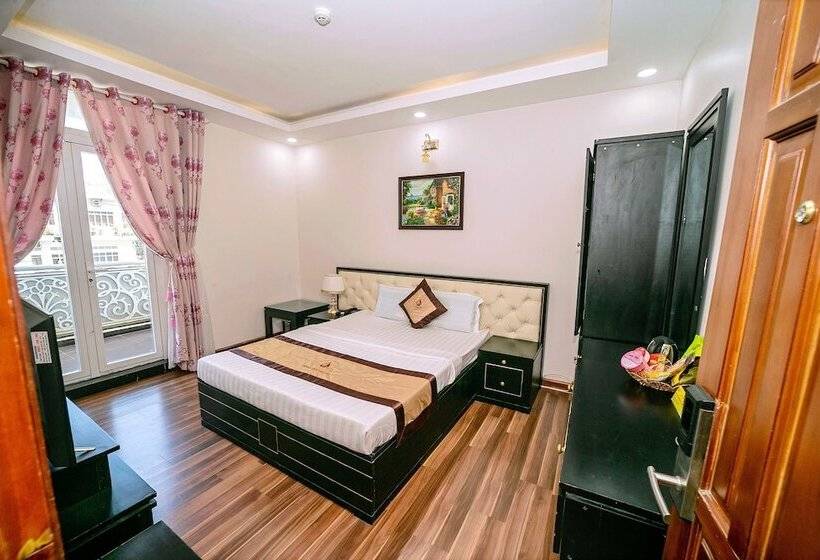 هتل Khách Sạn Vĩnh Hội