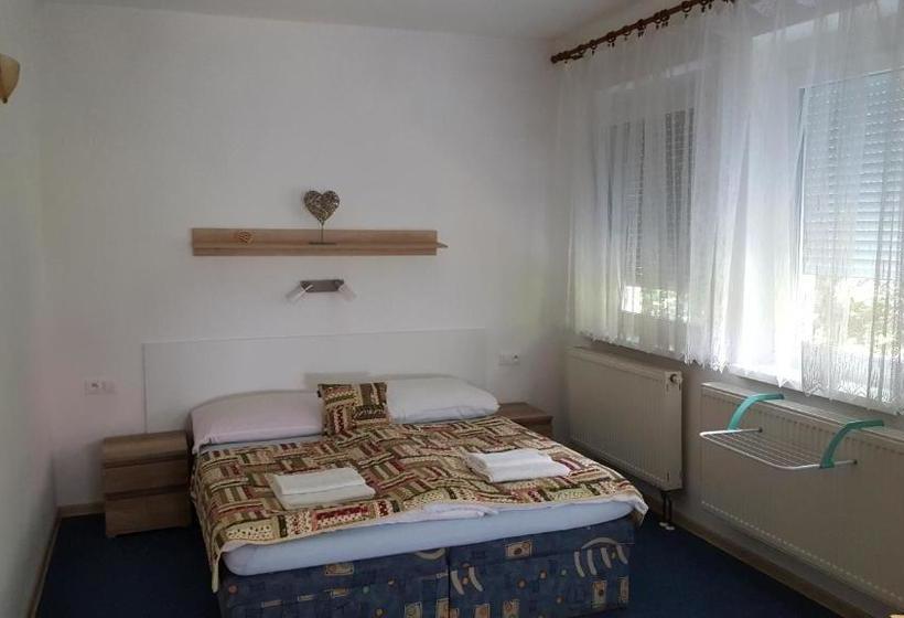 펜션 Chata Triomint