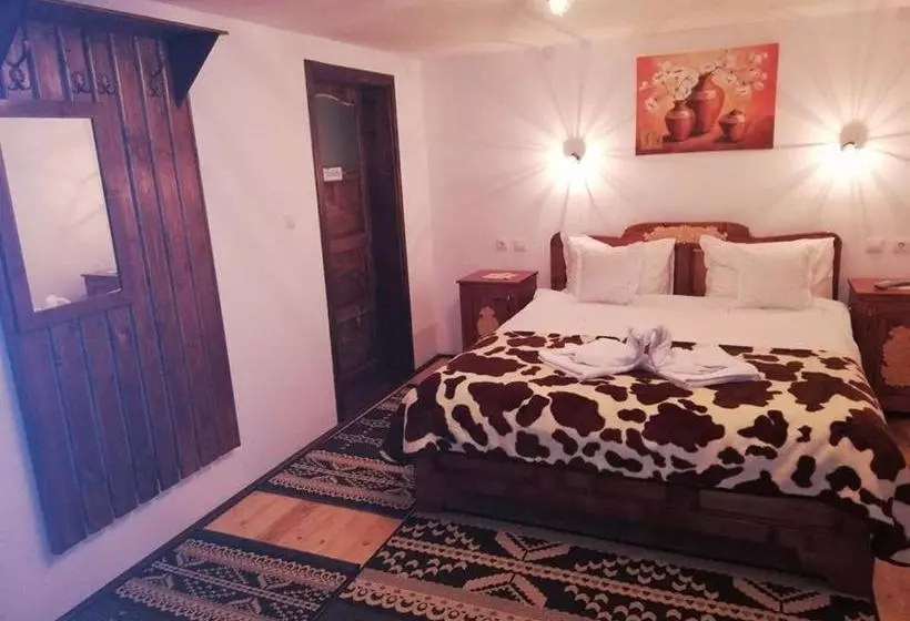 Majatalo Gyongyver Panzio