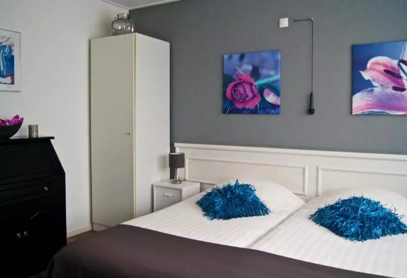 Majatalo The Studio Guesthouse