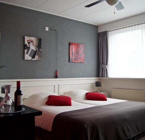 펜션 The Studio Guesthouse