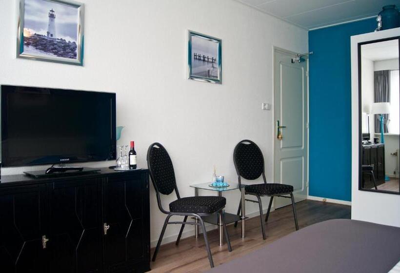 펜션 The Studio Guesthouse