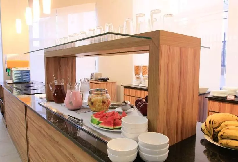 Hotelli The World Indaiatuba