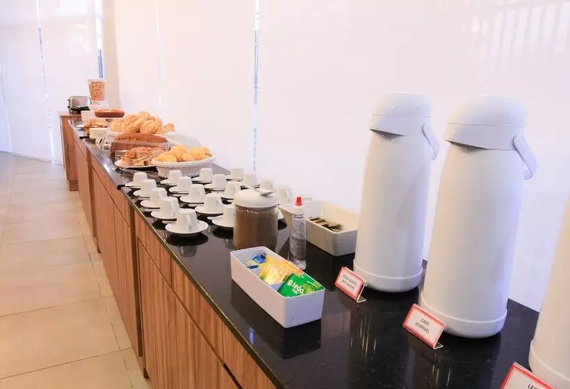 Hotelli The World Indaiatuba