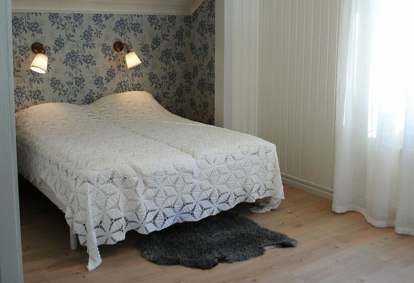 Anfasteröd Gårdsvik Tälten