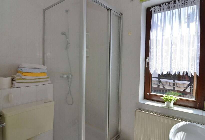 Apartment In Tabarz Thuringia Near The Forest