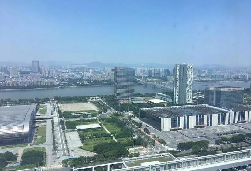 هتل Checkinn Business Apartment Poly World