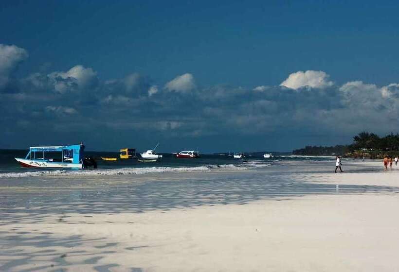 پانسیون Diani House