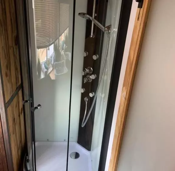 Majatalo Domaine Du Serre D Avene