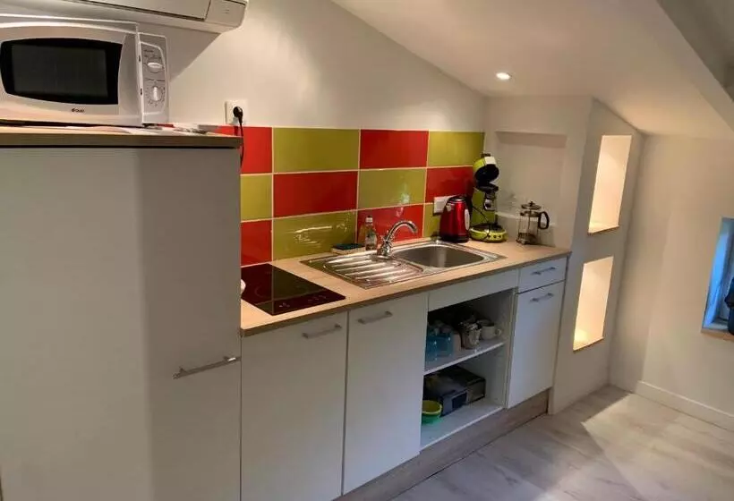 Majatalo Domaine Du Serre D Avene