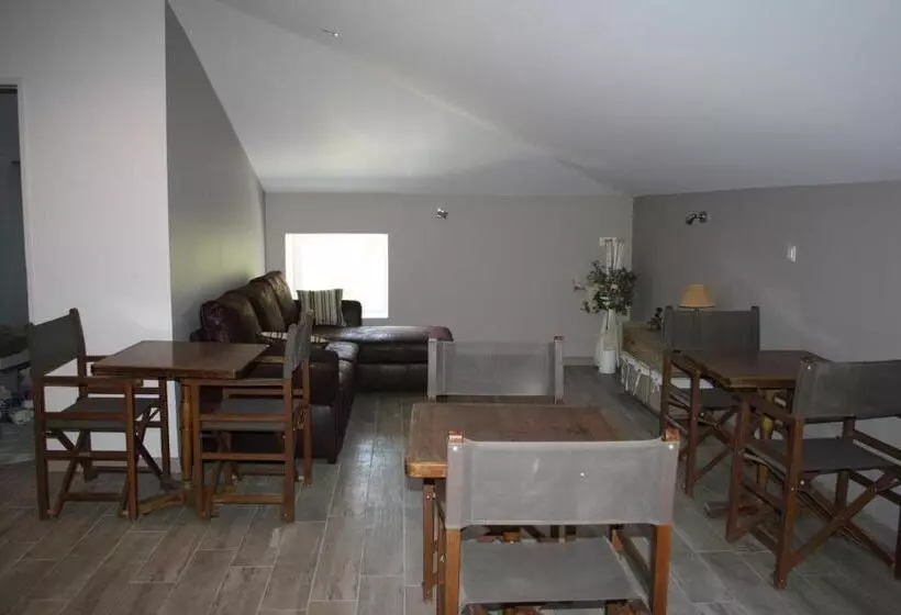 Majatalo Domaine Du Serre D Avene