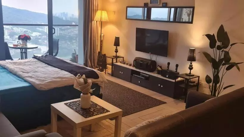 پانسیون Empire City Suite
