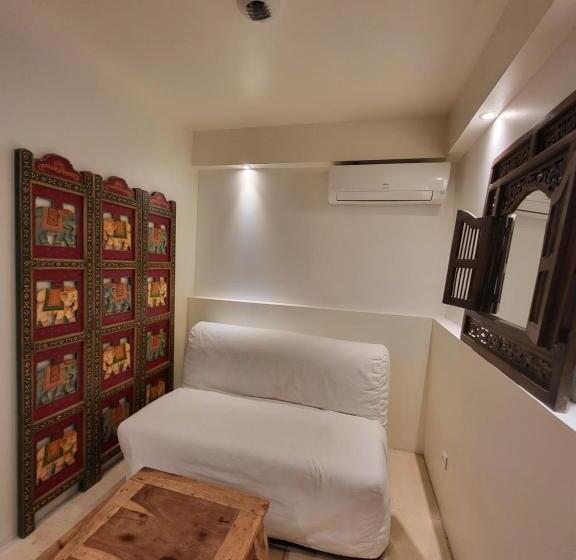 膳宿费 Gite A.m Hoche