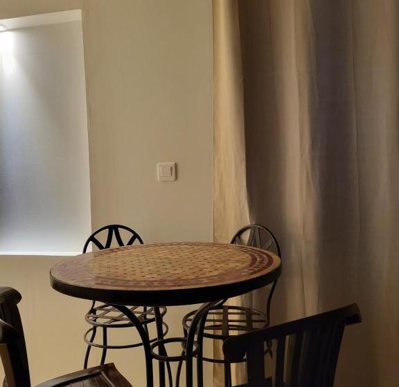 膳宿费 Gite A.m Hoche