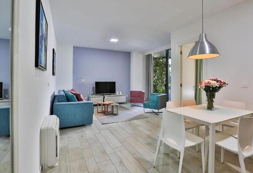 Royal Gardens Paradise