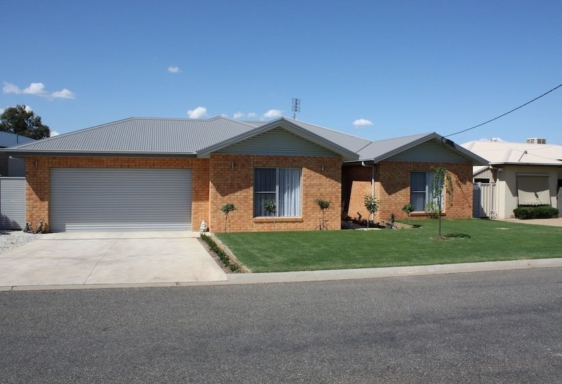 Willow Island Waterfront